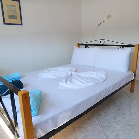 Otel Ecuador