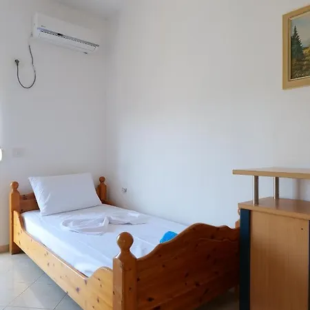 Ecuador Hotel Ksamil